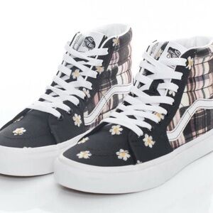 Vans Black and White High-Top Sneakers with Plaid Pattern
